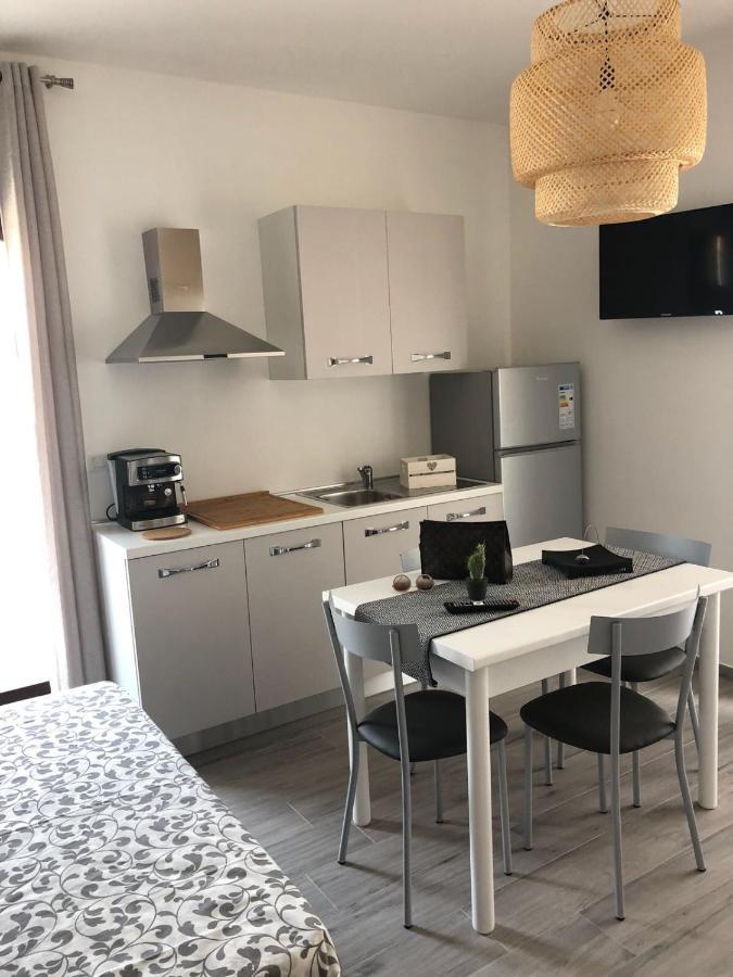 B&B Luxury Apartments Пулзано Екстериор снимка