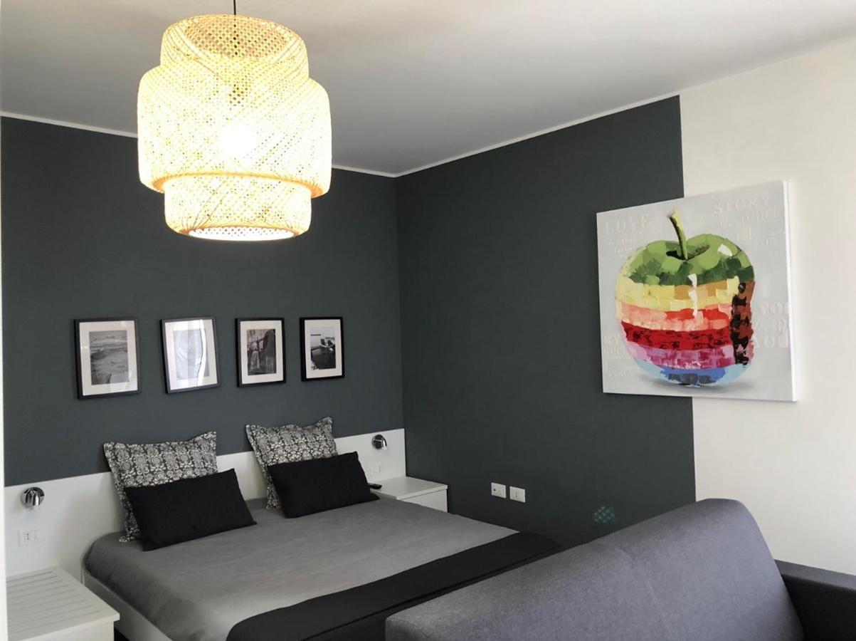 B&B Luxury Apartments Пулзано Екстериор снимка